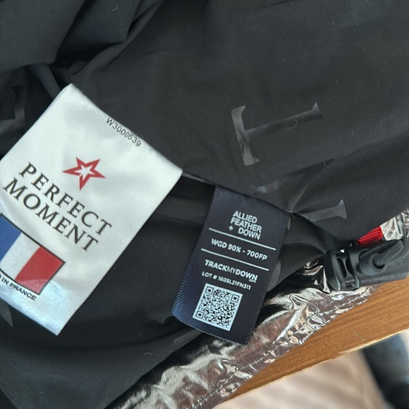 Perfect moment Nevada metalic ski jacket - Picture 8 of 16